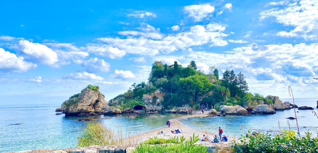 Paradisea Taormina Luaran gambar