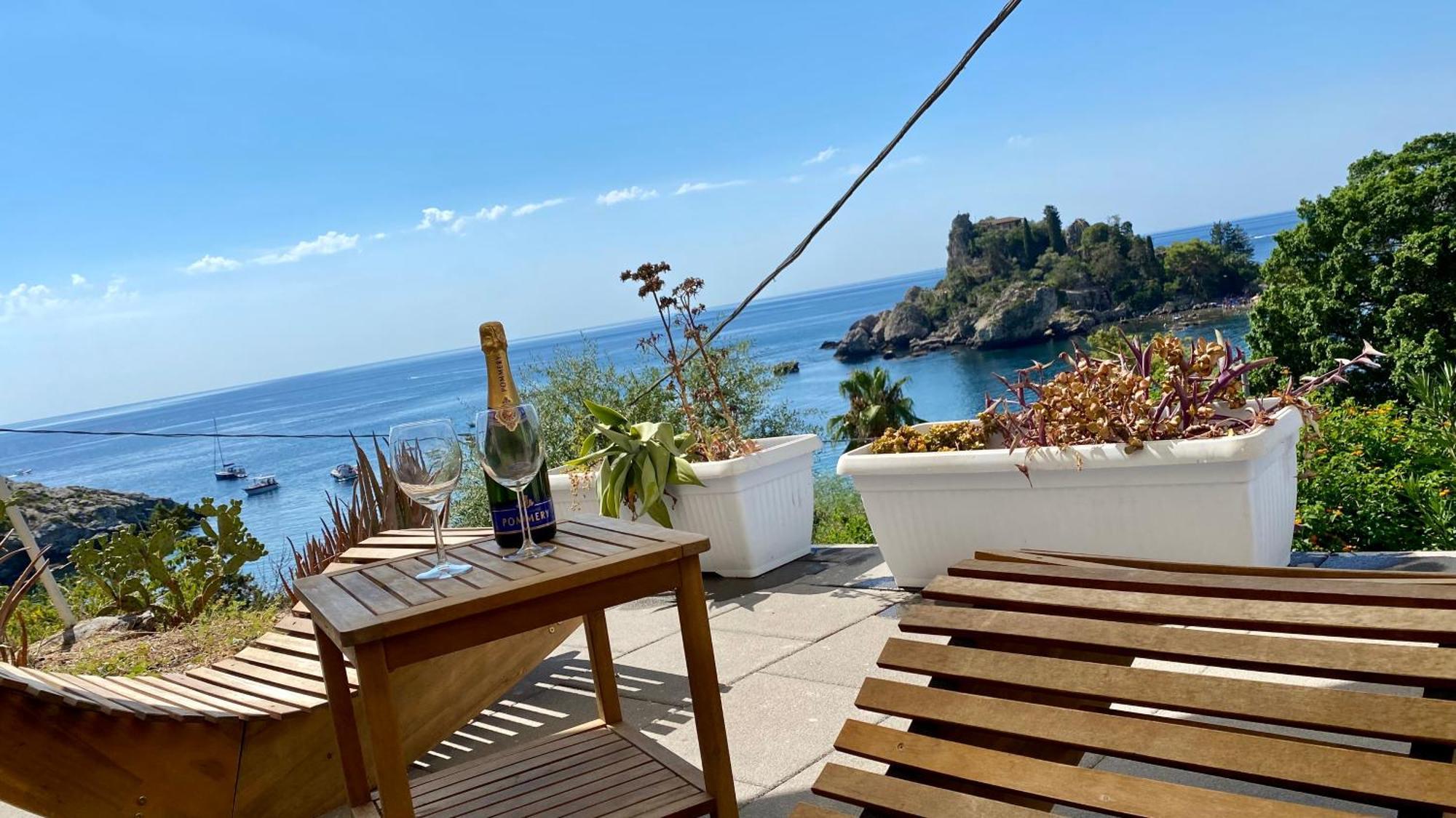 Paradisea Taormina Luaran gambar