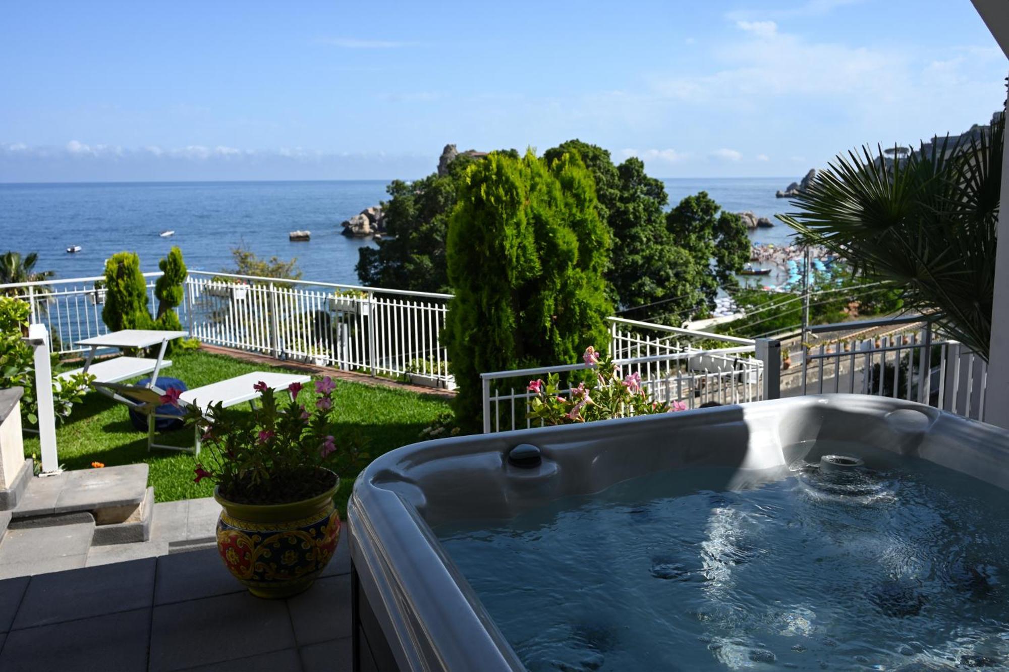 Paradisea Taormina Luaran gambar