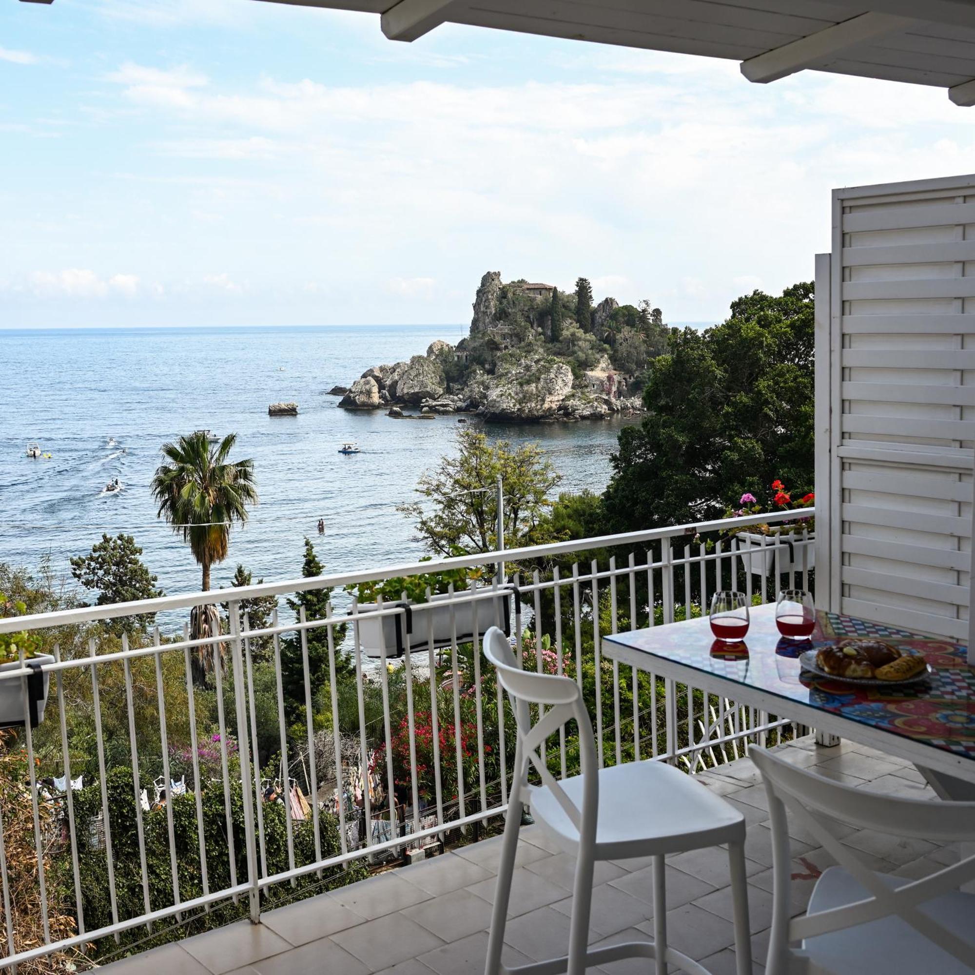 Paradisea Taormina Luaran gambar